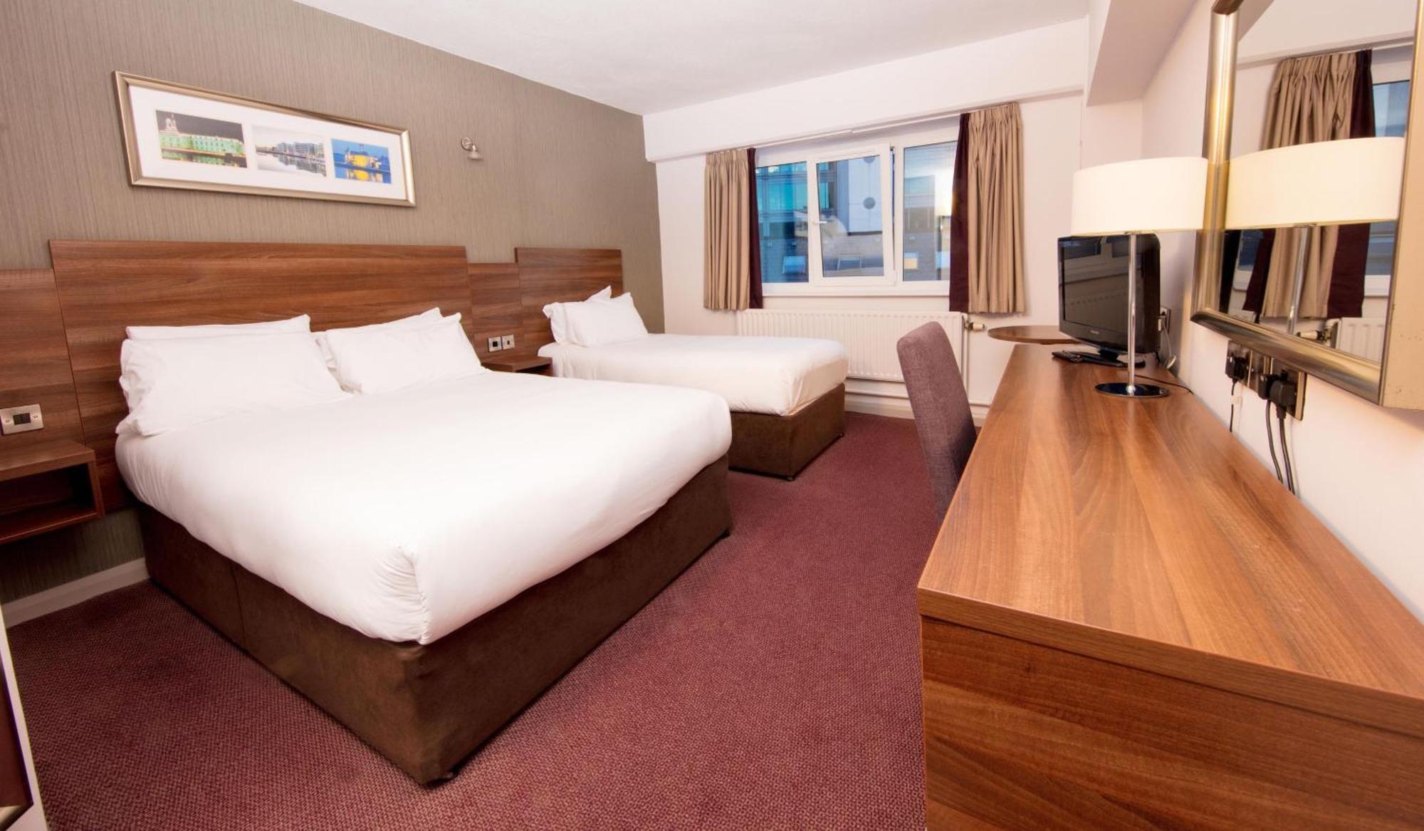 Standard Double or Twin Room,1209197026:JPEG